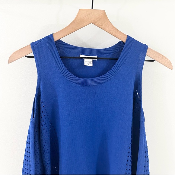 Bar lll Cold Shoulder Sweater Blue Size Medium - Picture 5 of 8